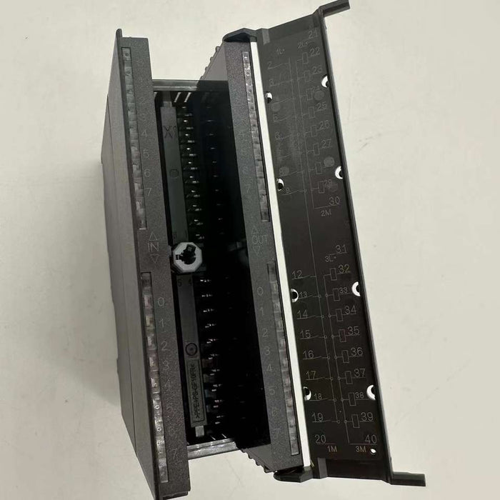 Siemens 6ES7323-1BL00-0AA0-2 PLC Module