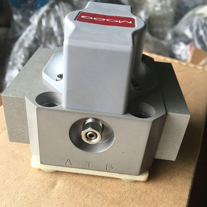 Moog Servo Valve G761-3004 G761-3004B USED & NEW