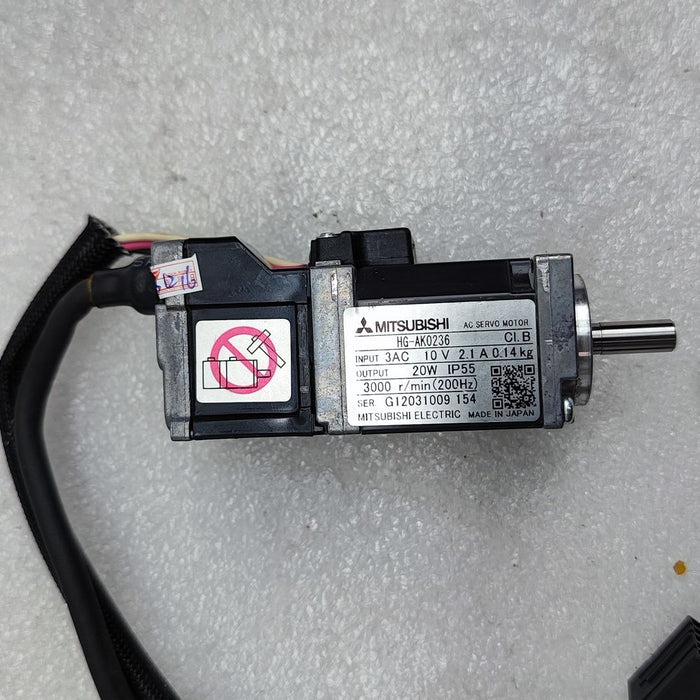 1PC MITSUBISHI HG-AK0236 Used