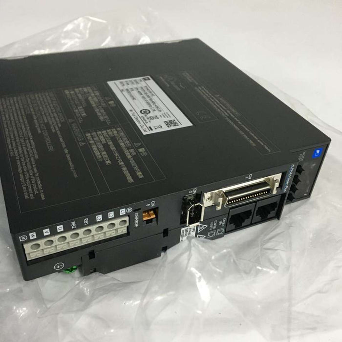 Fuji Br / Servo Drive Motor SetServo DriveMotor Set RYH401F6-VV2+GYB401D7-RC2 100% Original/used