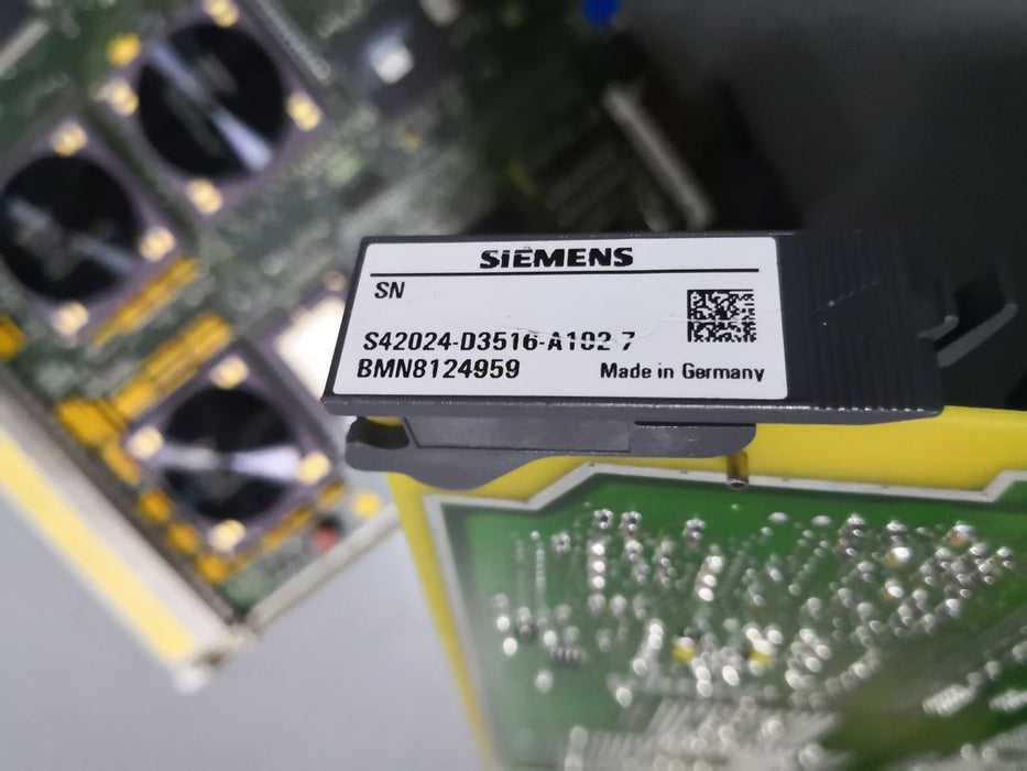 SIEMENS 1PCS used working S42024-D3516-A102-7 S42024-D3516-U14-1-U501-2 Via DHL or Fedex