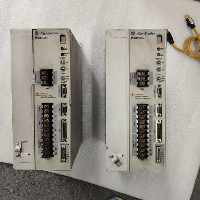 1PC YASKAWA SGDS-01A31AY566 Used