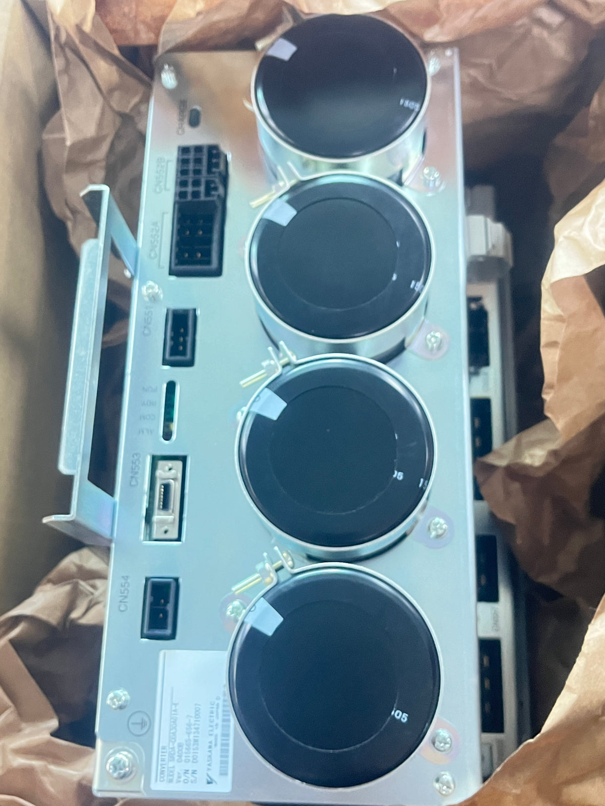 SRDA-C0A30A01A-E DX100 Robot Converter Yaskawa Motoman