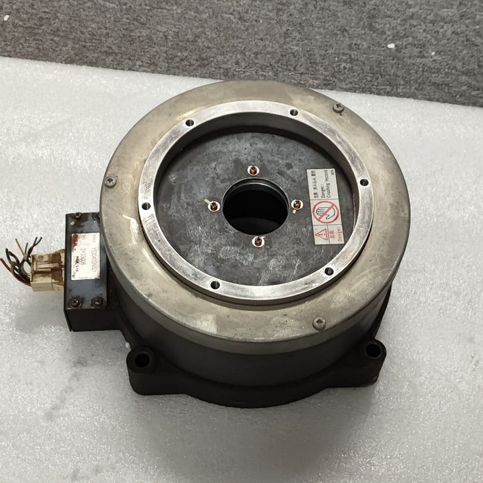 1PC NSK YS3040GN501 Used